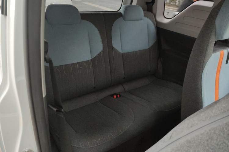 Used Geely Auto Panda Classic 2023 Panda Mini 200km Endurance Bear Right Rear Seat