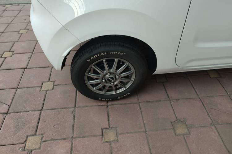 Used Geely Auto Panda Classic 2023 Panda Mini 200km Endurance Bear Right Rear Wheel Hub