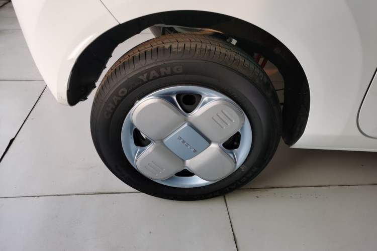 Used Geely Auto Panda Classic 2023 Panda Mini 200km Endurance Bear Right Rear Wheel Hub