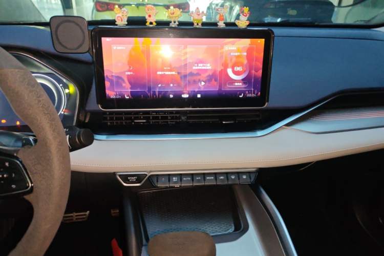 Used Geely Auto Preface 2021 Revised Version 2.0TD Luxury Edition Audio And AC Panel