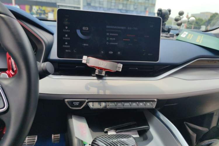 Used Geely Auto Preface 2021 2.0TD Luxury Version Audio And AC Panel