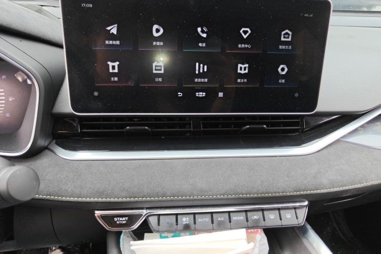 Used Geely Auto Preface 2021 2.0TD Space-Time Edition Hao Yue Audio And AC Panel