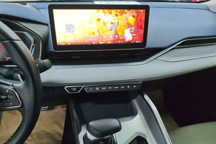 Used Geely Auto Preface 2021 2.0TD Flagship Edition Audio And AC Panel
