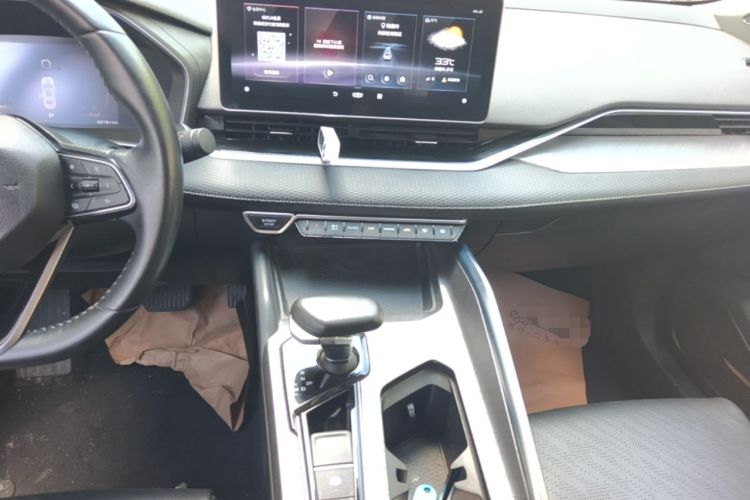 Used Geely Auto Preface 2021 2.0TD Luxury Version Audio And AC Panel