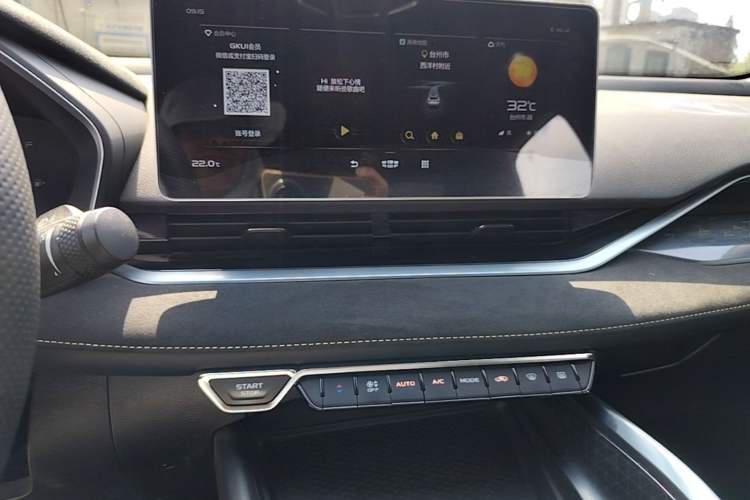 Used Geely Auto Preface 2021 2.0TD Space-Time Edition Hao Yue Audio And AC Panel