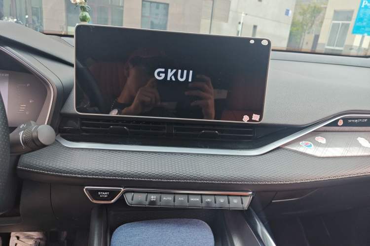 Used Geely Auto Preface 2021 2.0TD Luxury Version Audio And AC Panel