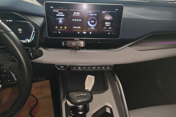 Used Geely Auto Preface 2021 Revised Version 2.0TD Luxury Edition Audio And AC Panel