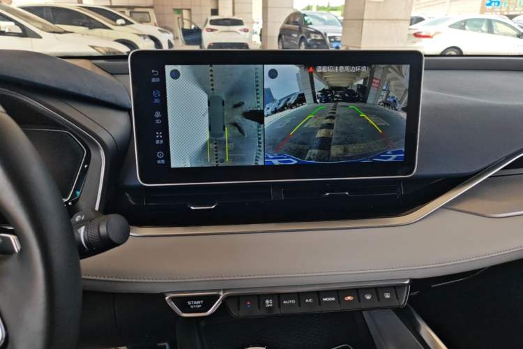 Used Geely Auto Preface 2021 Revised Version 2.0TD Luxury Edition Audio And AC Panel