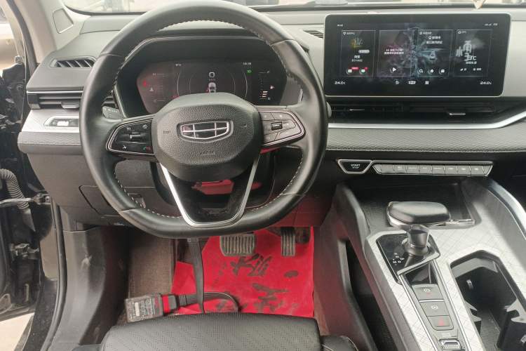 Used Geely Auto Preface 2021 2.0TD Luxury Version Audio And AC Panel