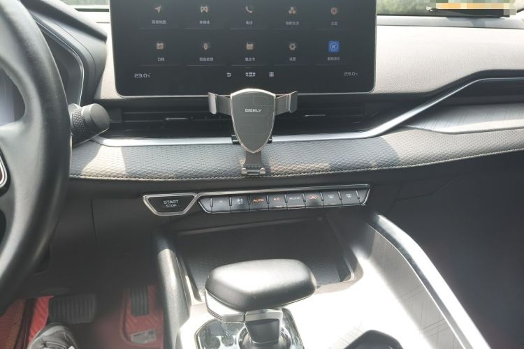 Used Geely Auto Preface 2021 2.0TD Luxury Version Audio And AC Panel