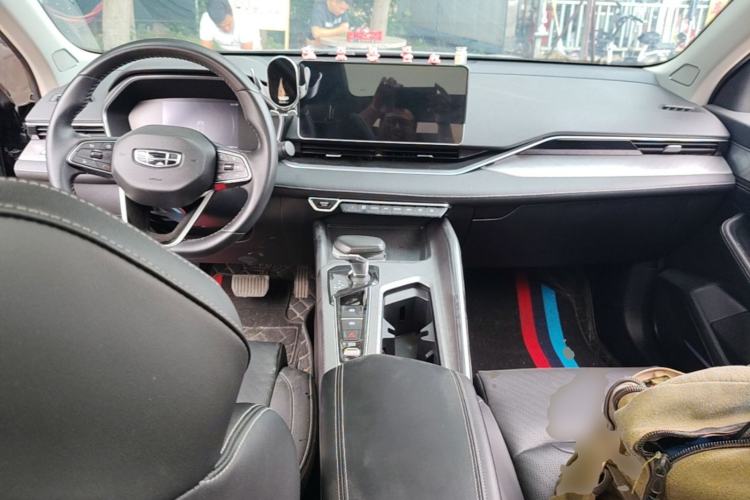 Used Geely Auto Preface 2021 2.0TD Luxury Version Center Console