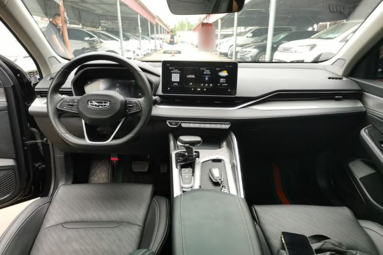 Used Geely Auto Preface 2021 2.0TD Luxury Version Center Console