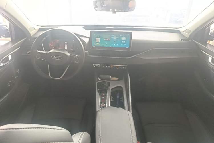 Used Geely Auto Preface 2021 2.0TD Luxury Version Center Console