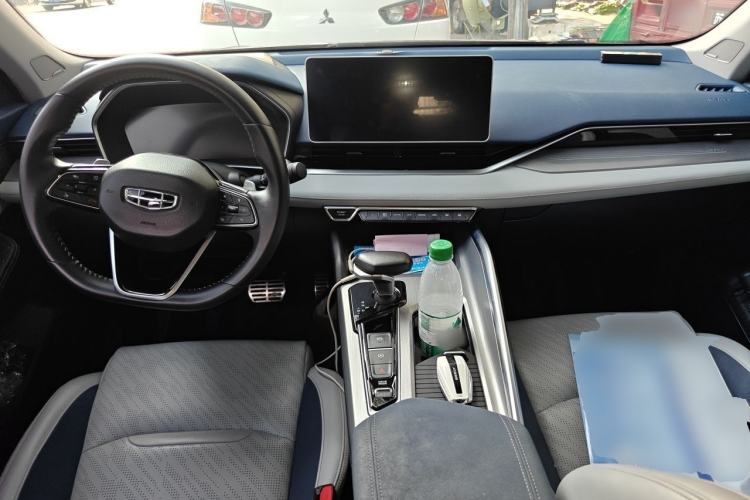 Used Geely Auto Preface 2021 2.0TD Luxury Version Center Console