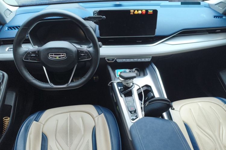Used Geely Auto Preface 2021 Revised Version 2.0TD Luxury Edition Center Console
