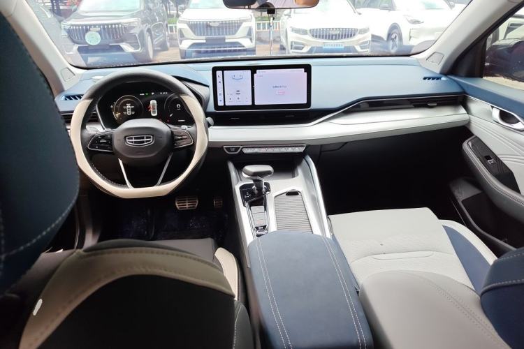 Used Geely Auto Preface 2021 Revised Version 2.0TD Luxury Edition Center Console