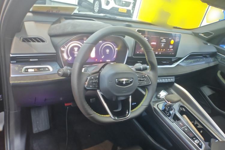 Used Geely Auto Preface 2021 2.0TD Space-Time Edition Starry Celestial Center Console