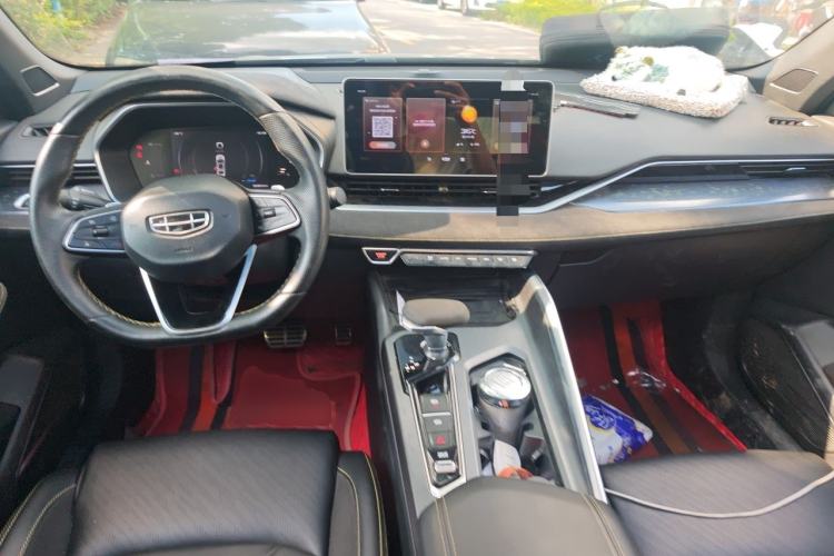 Used Geely Auto Preface 2021 2.0TD Space-Time Edition Hao Yue Center Console
