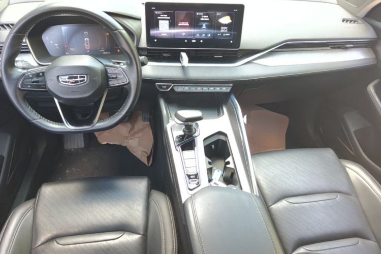 Used Geely Auto Preface 2021 2.0TD Luxury Version Center Console
