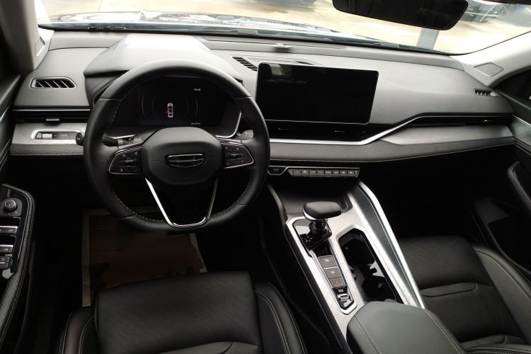 Used Geely Auto Preface 2021 2.0TD Luxury Version Center Console