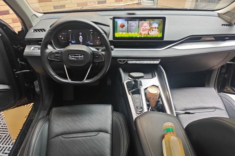 Used Geely Auto Preface 2021 2.0TD Luxury Version Center Console