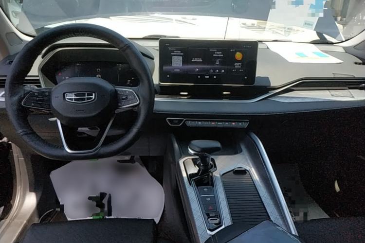 Used Geely Auto Preface 2021 2.0TD Luxury Version Center Console