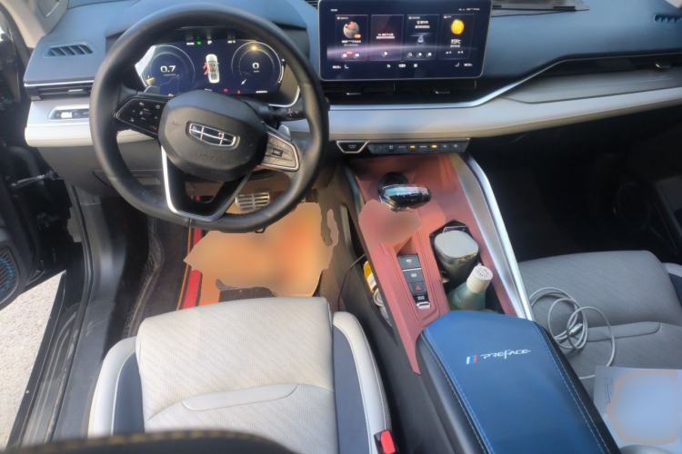 Used Geely Auto Preface 2021 2.0TD Luxury Version Center Console