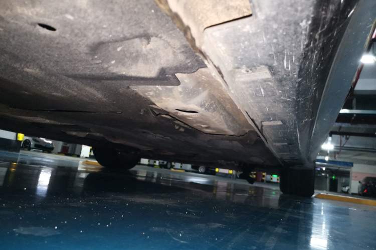 Used Geely Auto Preface 2021 2.0TD Luxury Version Chassis Rear Right