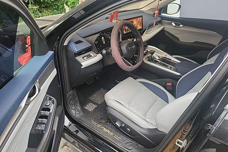 Used Geely Auto Preface 2021 Revised Version 2.0TD Luxury Edition Driver Seat