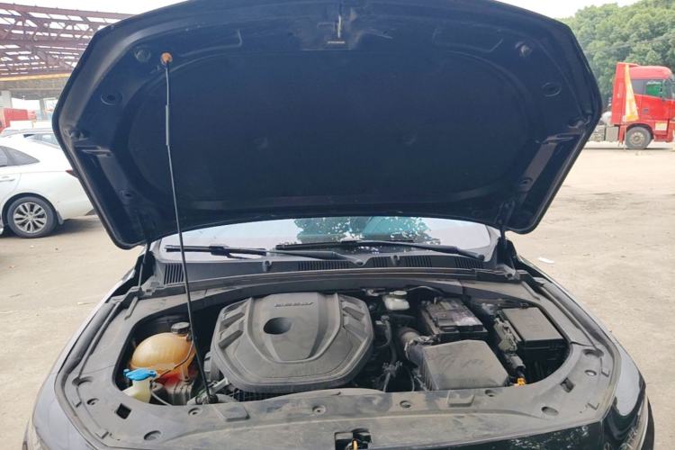 Used Geely Auto Preface 2021 2.0TD Luxury Version Engine Bay