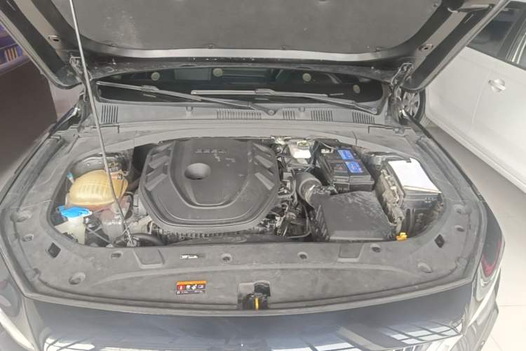 Used Geely Auto Preface 2021 2.0TD Luxury Version Engine Bay