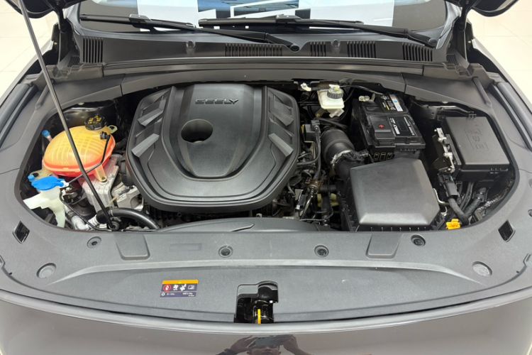 Used Geely Auto Preface 2021 Revised Version 2.0TD Luxury Edition Engine Bay