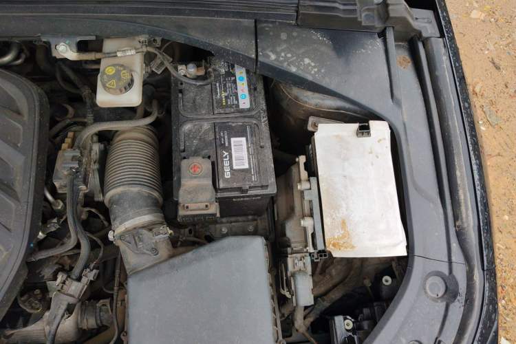 Used Geely Auto Preface 2021 2.0TD Luxury+ Version Engine Bay Left