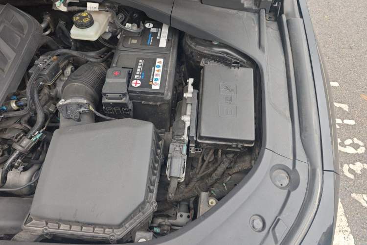 Used Geely Auto Preface 2021 2.0TD Luxury Version Engine Bay Left