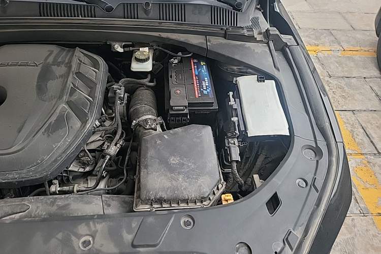 Used Geely Auto Preface 2021 Revised Version 2.0TD Luxury Edition Engine Bay Left