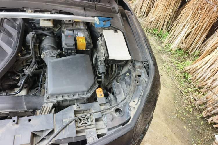 Used Geely Auto Preface 2021 Revised Version 2.0TD Luxury Edition Engine Bay Left