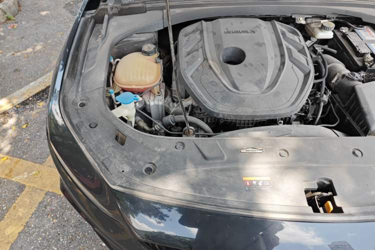 Used Geely Auto Preface 2021 2.0TD Luxury Version Engine Bay Right