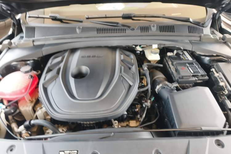 Used Geely Auto Preface 2021 2.0TD Luxury Version Engine Bay