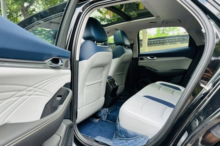 Used Geely Auto Preface 2021 Revised Version 2.0TD Luxury Edition Exterior 3