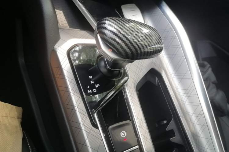 Used Geely Auto Preface 2021 2.0TD Luxury Version Gear Lever