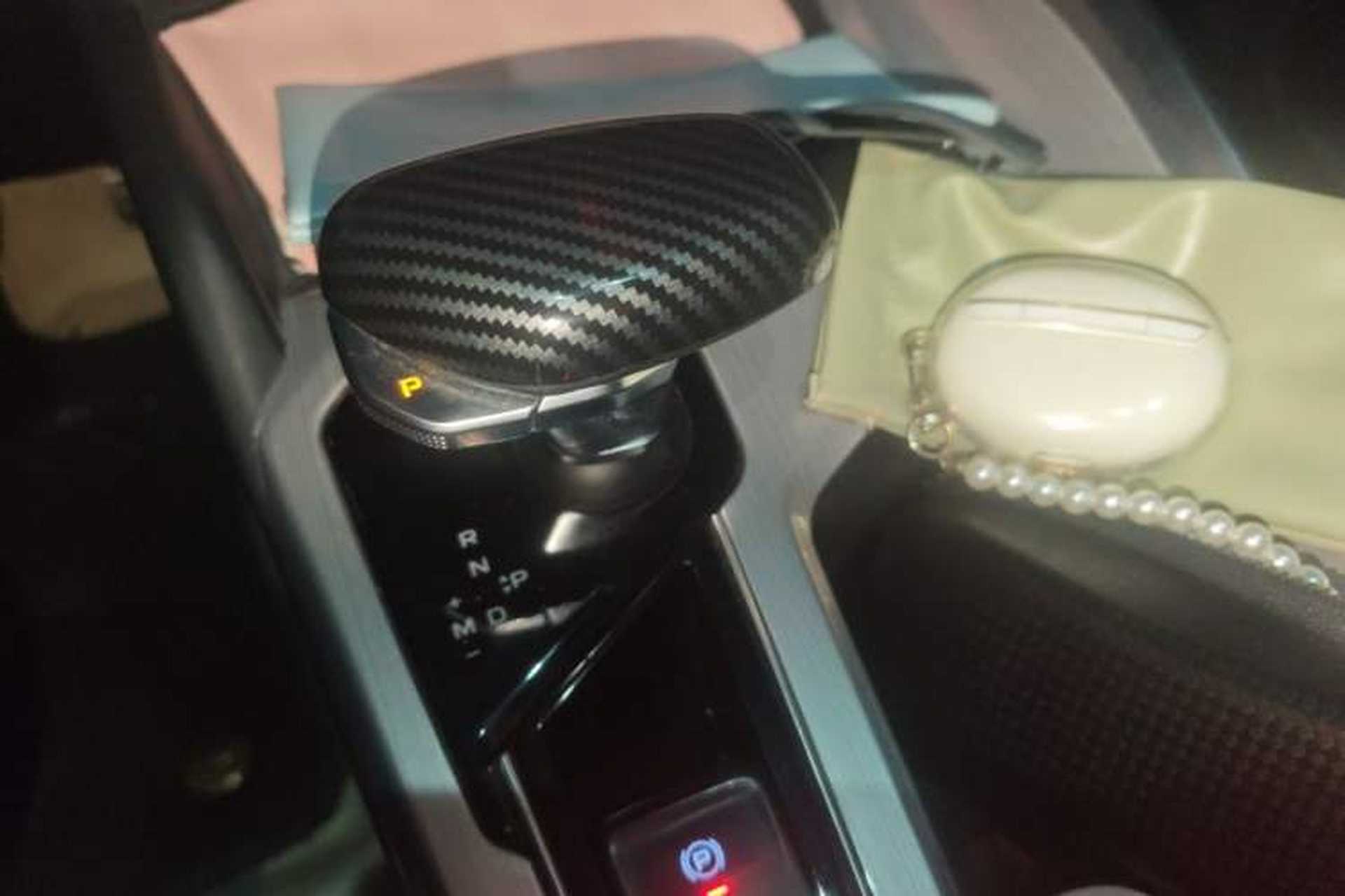 Used Geely Auto Preface 2021 Revised Version 2.0TD Luxury Edition Gear Lever