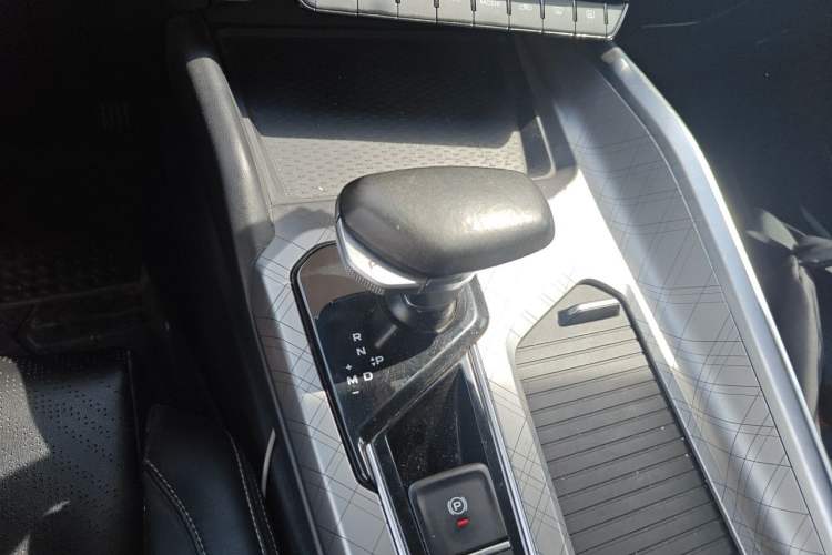 Used Geely Auto Preface 2021 2.0TD Luxury Version Gear Lever