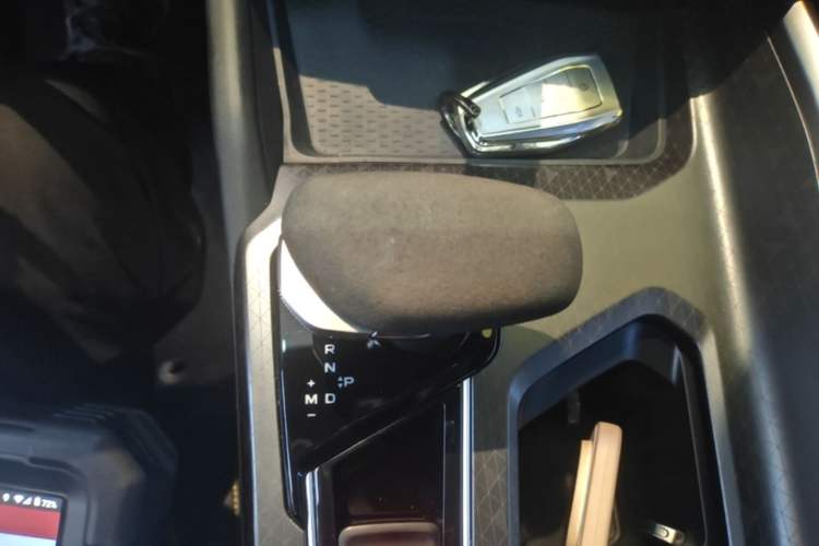 Used Geely Auto Preface 2021 2.0TD Space-Time Edition Starry Celestial Gear Lever