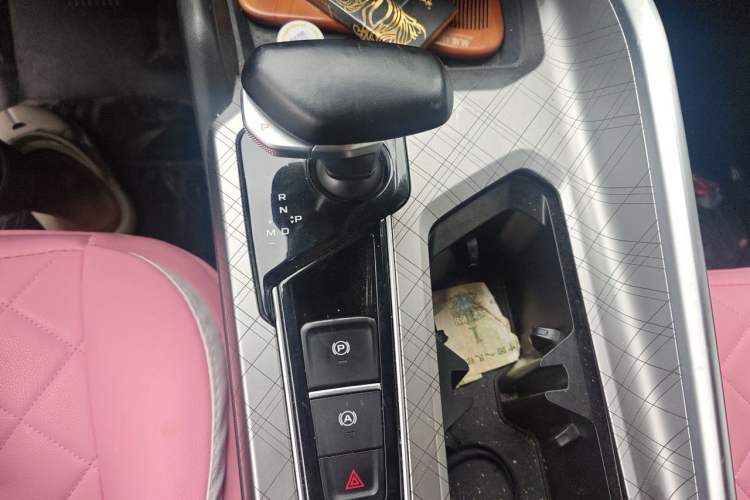 Used Geely Auto Preface 2021 2.0TD Luxury Version Gear Lever