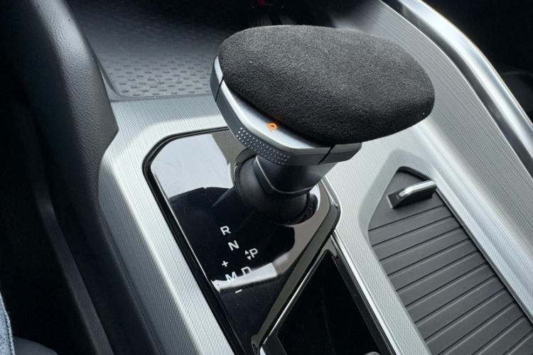 Used Geely Auto Preface 2021 Revised Version 2.0TD Luxury Edition Gear Lever