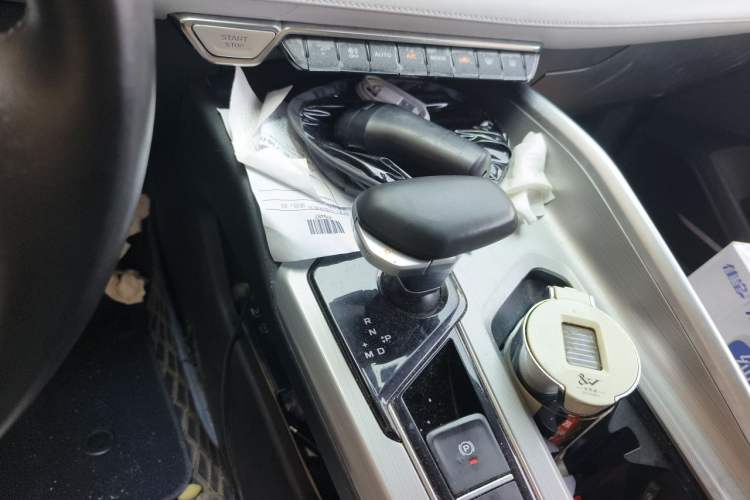 Used Geely Auto Preface 2021 Revised Version 2.0TD Luxury Edition Gear Lever