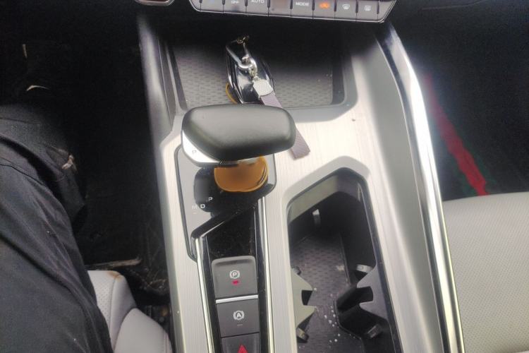 Used Geely Auto Preface 2021 2.0TD Flagship Edition Gear Lever