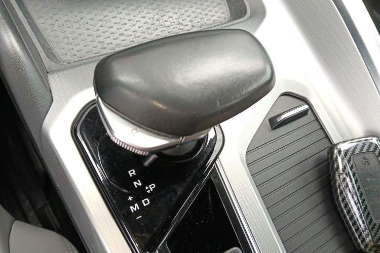 Used Geely Auto Preface 2021 2.0TD Luxury Version Gear Lever