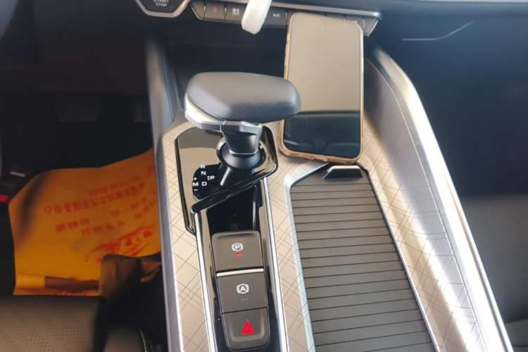 Used Geely Auto Preface 2021 2.0TD Luxury Version Gear Lever