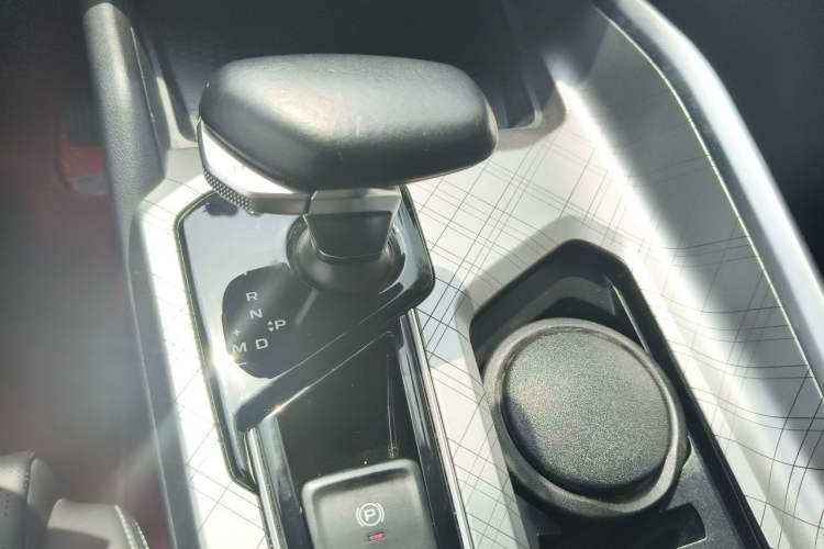 Used Geely Auto Preface 2021 2.0TD Luxury Version Gear Lever